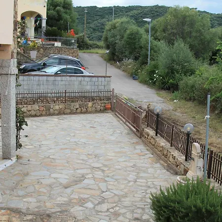 Sardinia Blue Retreat Apartment Limpiddu